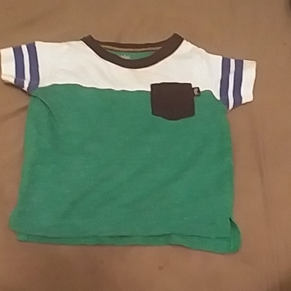 T-shirts - Picture 6 of 6